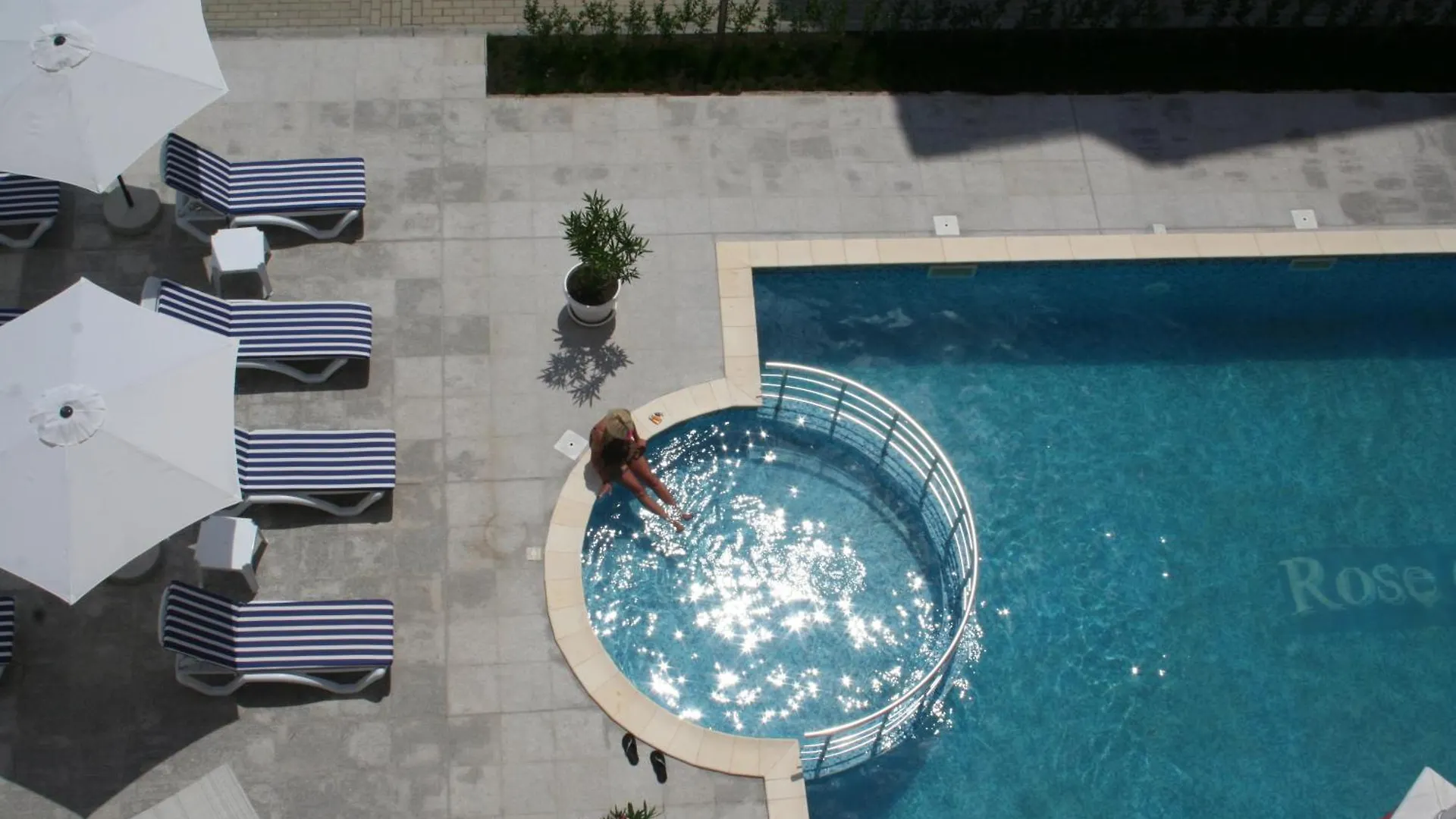 Hotel de apartamente Rose Garden Omax Apartments Sunny Beach