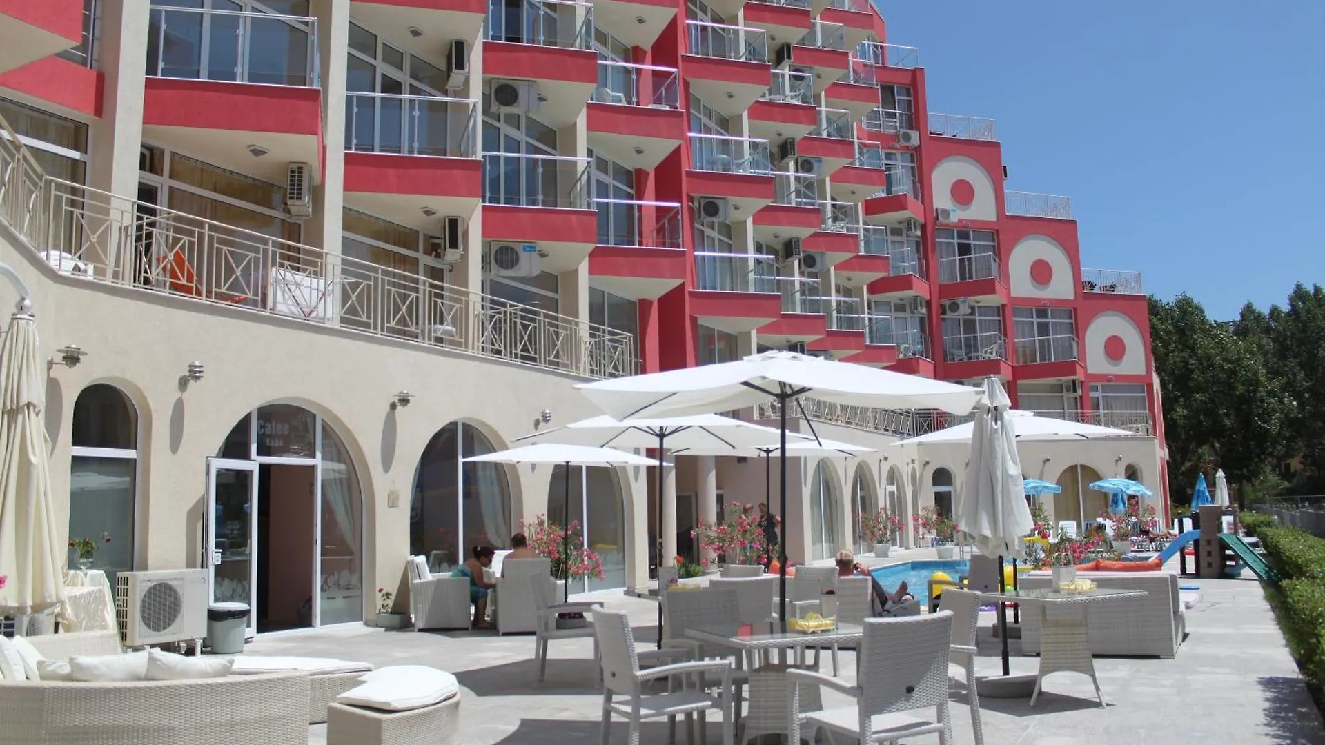 Rose Garden Omax Apartments Sunny Beach