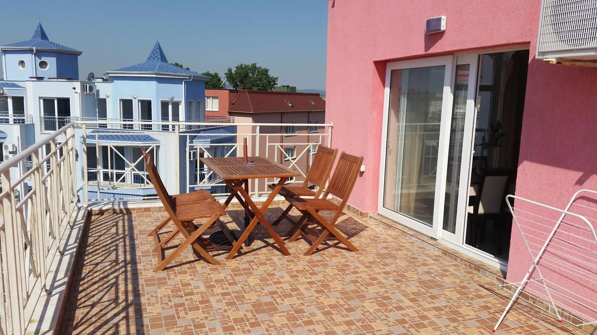 Rose Garden Omax Apartments Sunny Beach