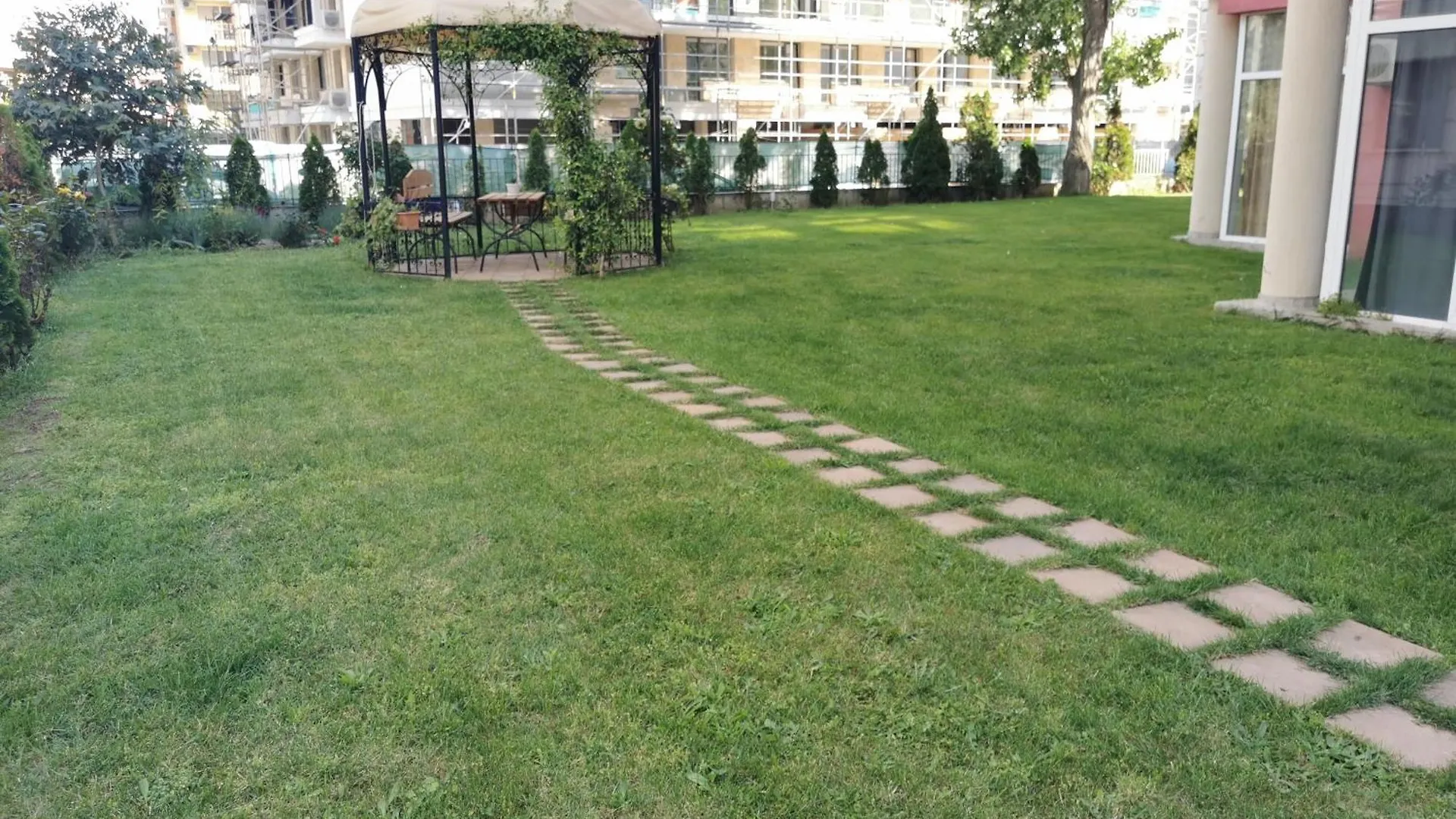 Hotel de apartamente Rose Garden Omax Apartments Sunny Beach