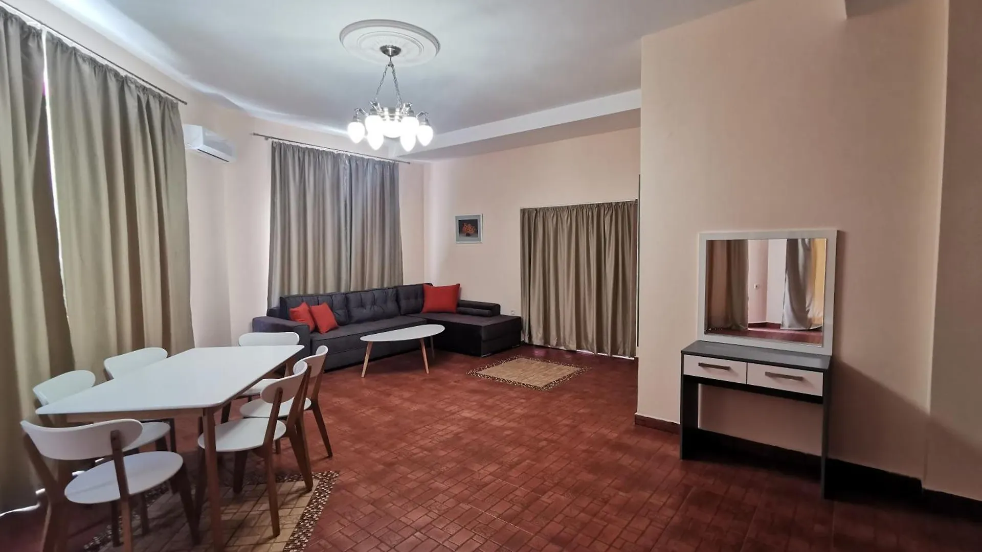 Aparthotel Rose Garden Omax Apartments Sluneční pobřeží