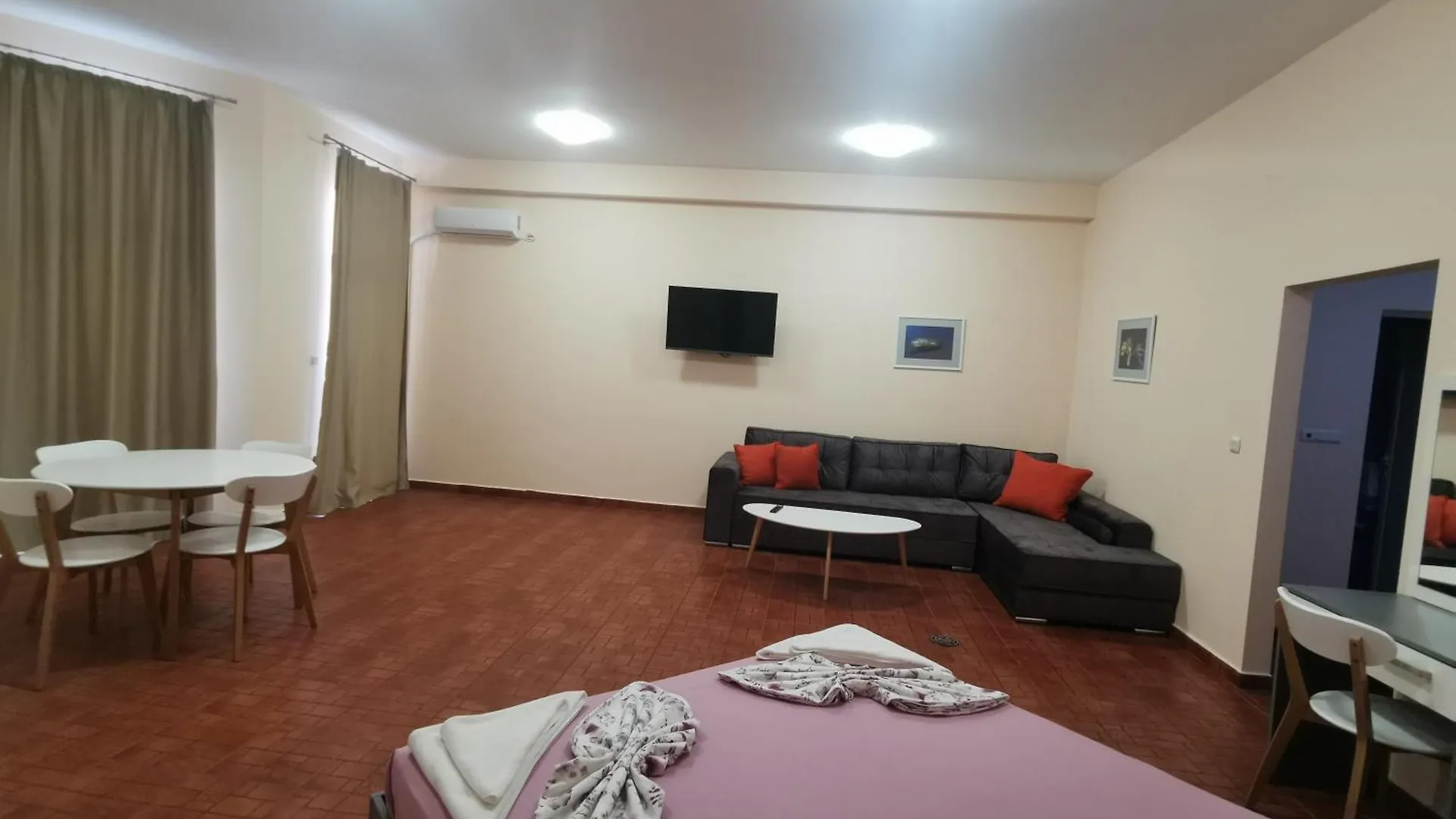 Rose Garden Omax Apartments Sunny Beach 3*,  Bulgaria