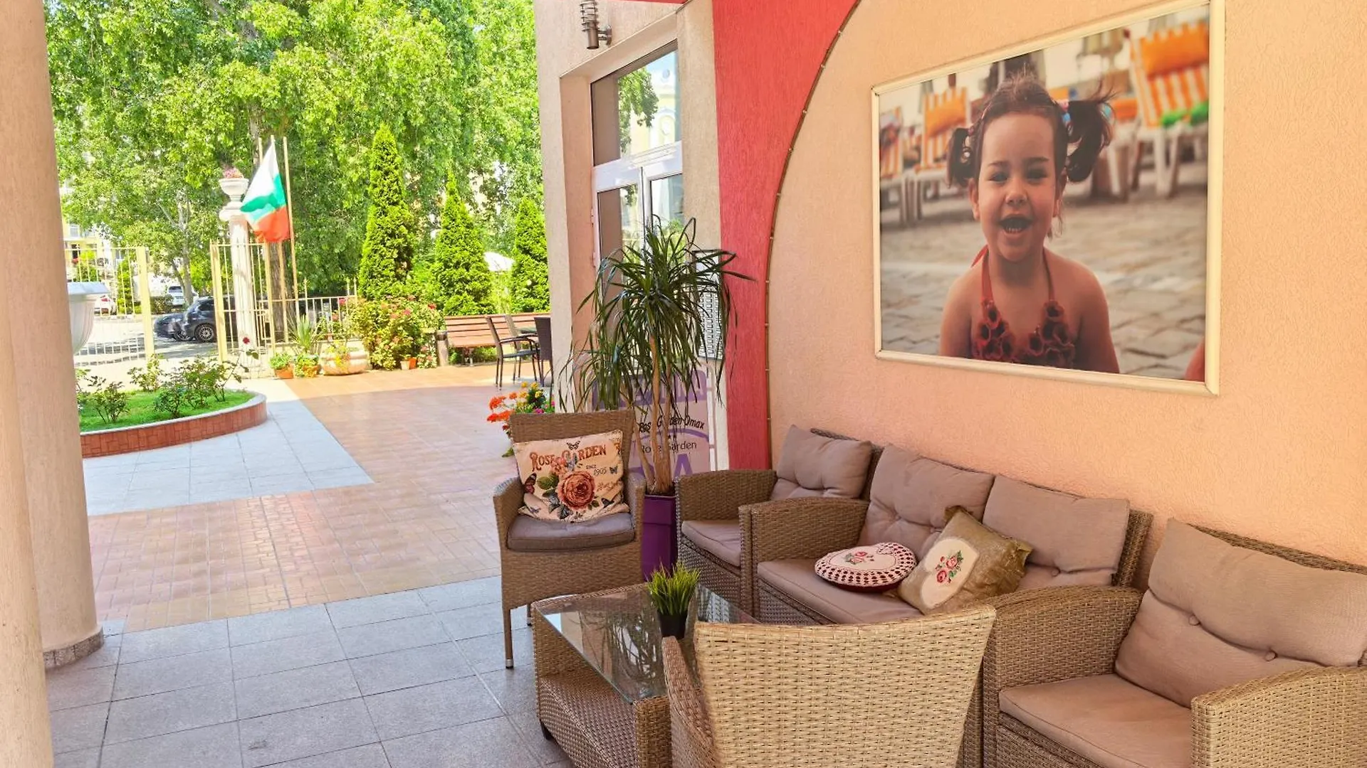 Rose Garden Omax Apartments Sunny Beach 3*,  Bulgaria