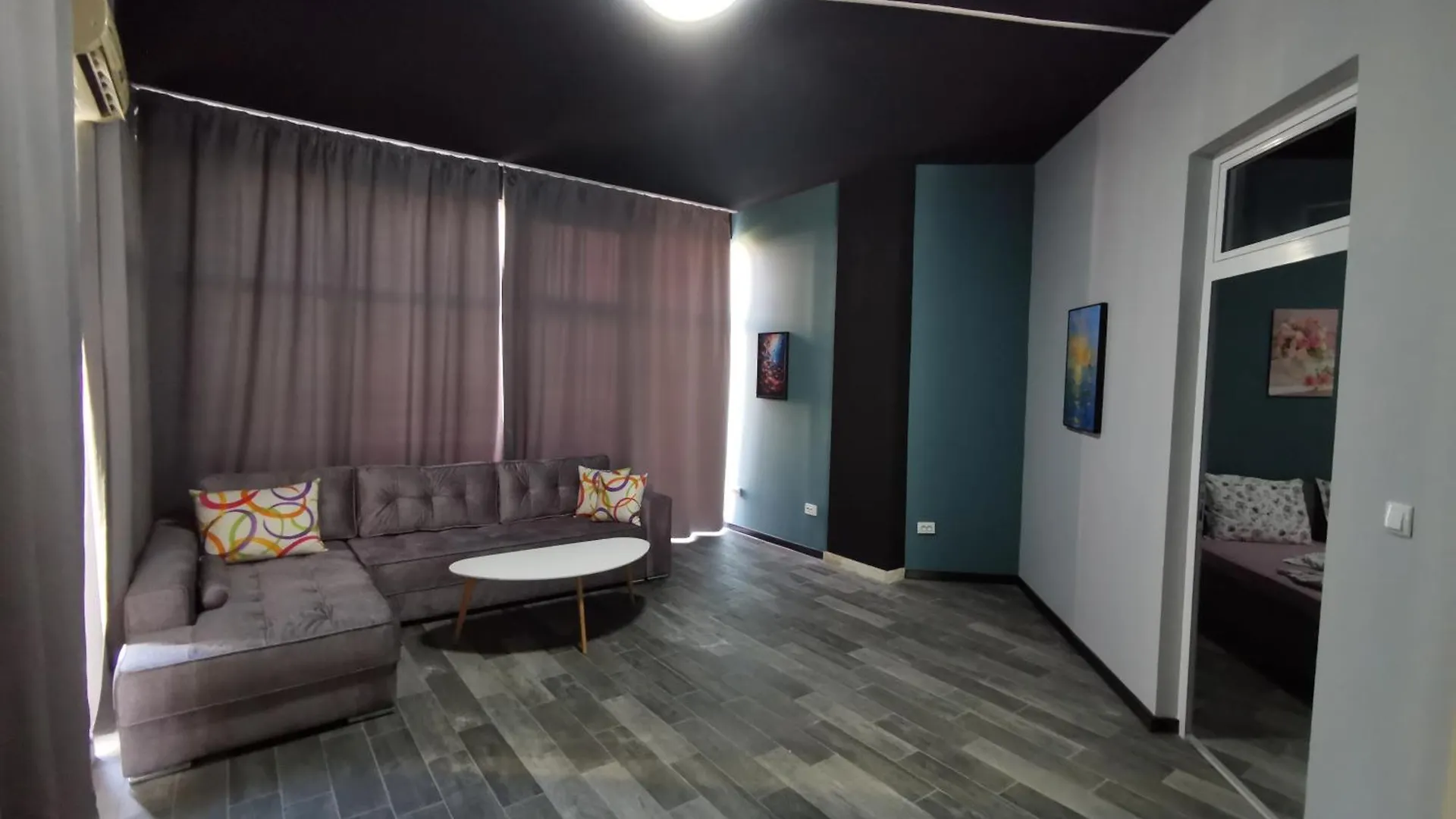 Rose Garden Omax Apartments Napospart Apartmanhotel