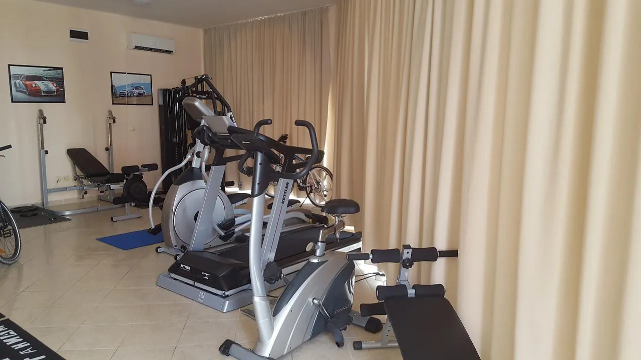 Rose Garden Omax Apartments Sunny Beach 3*,  Bulgaria