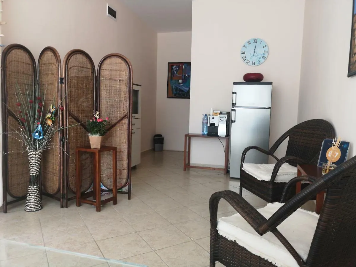 Rose Garden Omax Apartments Sunny Beach Hotel de apartamente