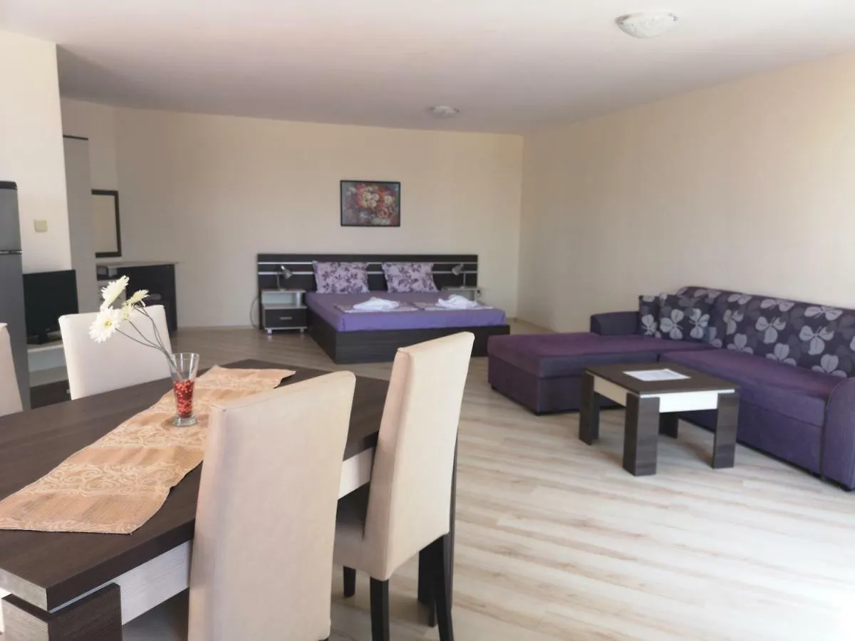 Rose Garden Omax Apartments Sunny Beach