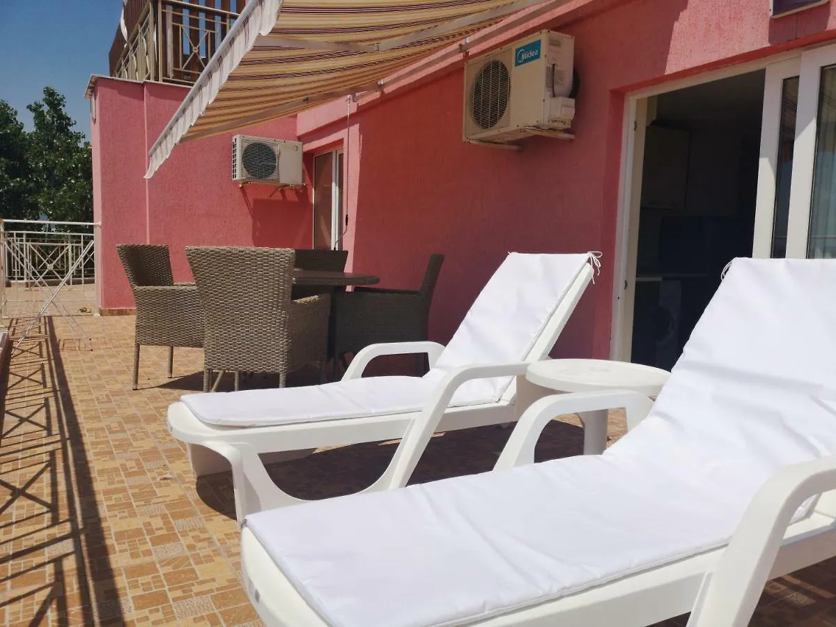 Rose Garden Omax Apartments Sunny Beach Hotel de apartamente